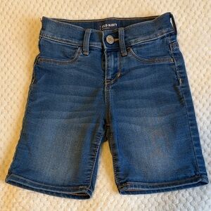 Old Navy Girls Ballerina Bermuda Stretch Denim Shorts, Medium Wash